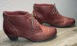 Cobb Hill Aria Womens 7 Red Leather Ankle Chukka Bootie Lace-Up Grandma Cottage